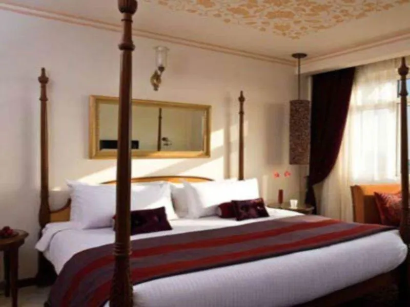 *****  Tajview, Agra-Ihcl Seleqtions Hotel Agra  India