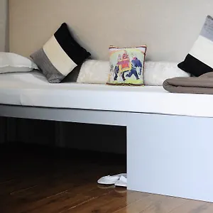 https://sams-snooze-at-my-space-new-delhi.top-gurgaonhotels.com