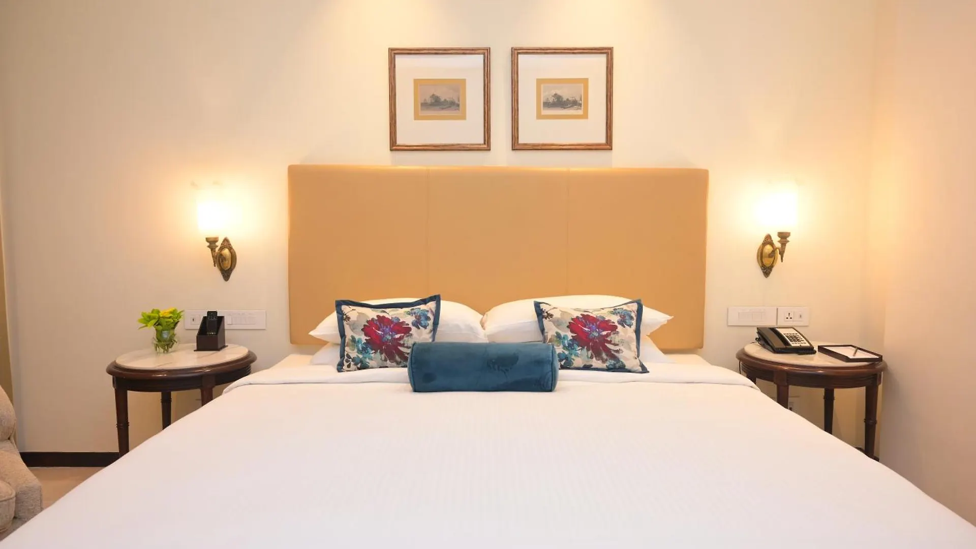 Отель Tajview, Agra-Ihcl Seleqtions 5*, Агра